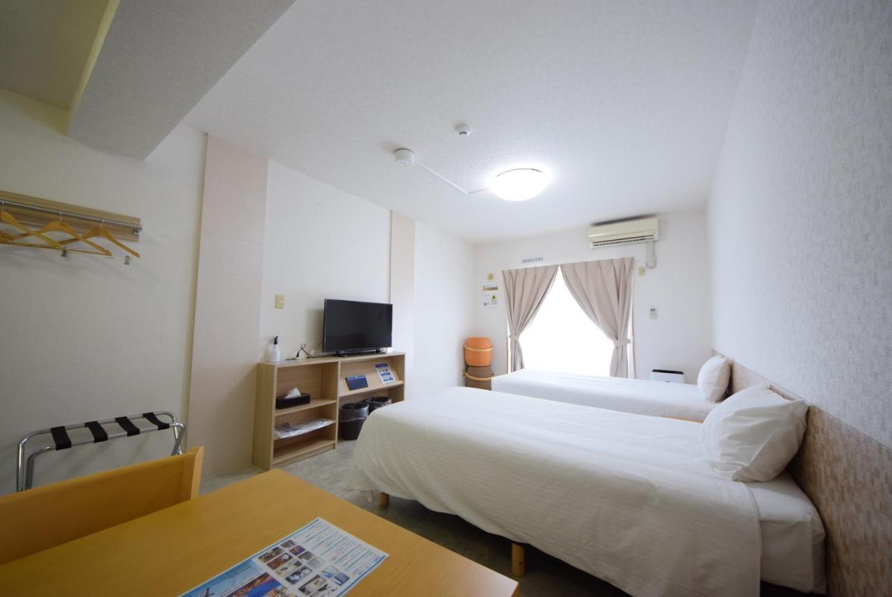 Stay In Sumuka Kokusai Street Tomari Exterior photo