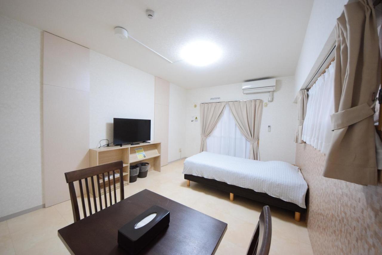 Stay In Sumuka Kokusai Street Tomari Exterior photo